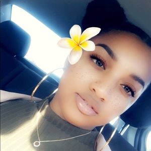 Meet your Posher, Bianca